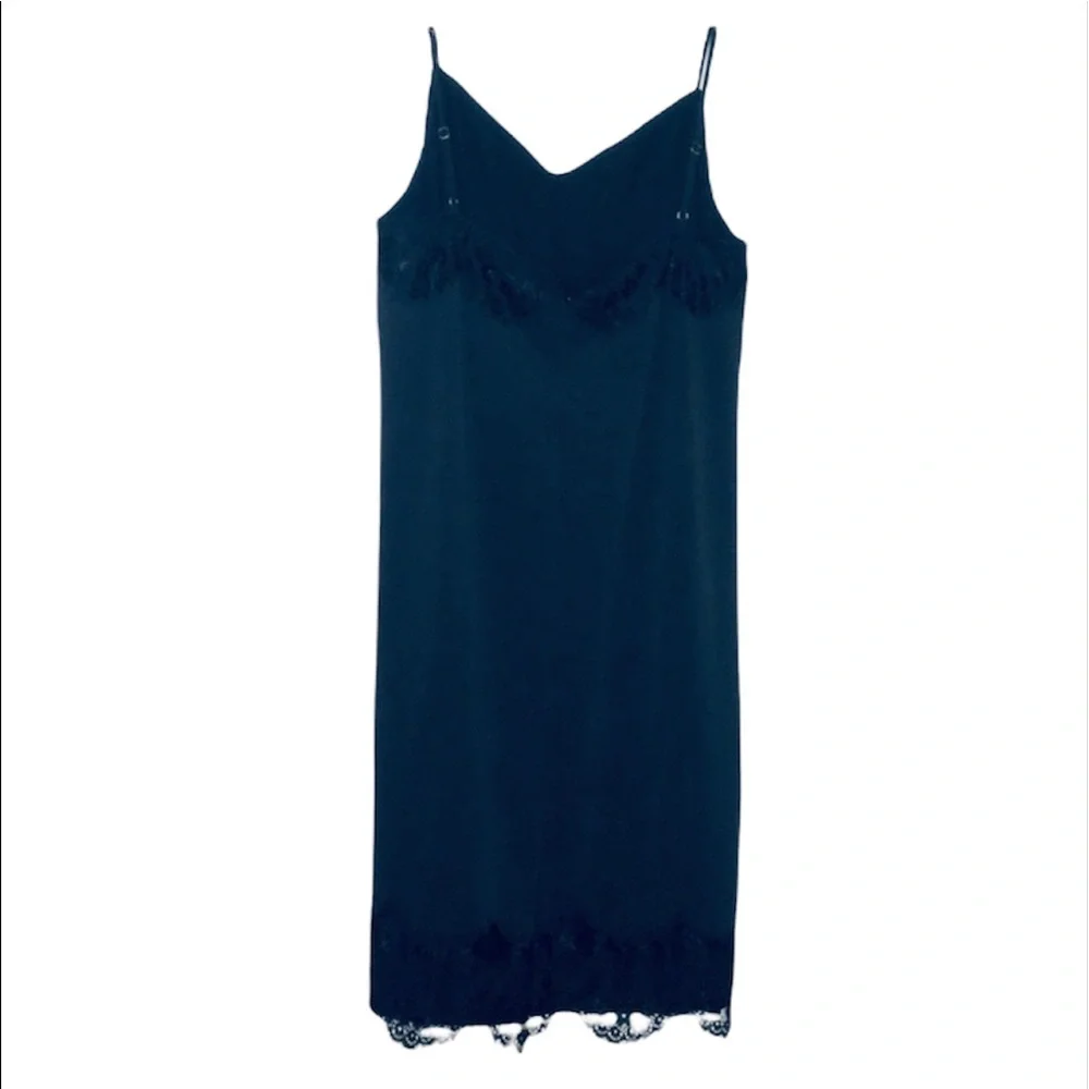 NWT Ella Moss: Medium Lacey Black Sleep Slip